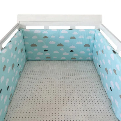 Protetor de Berço Almofadado Estrelas Nórdicas — 200 × 30 cm