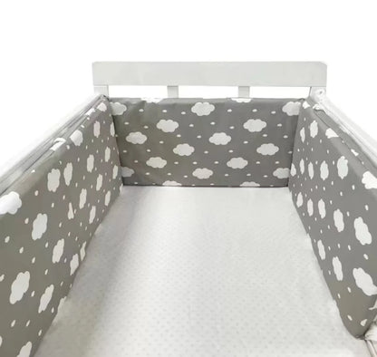 Protetor de Berço Almofadado Estrelas Nórdicas — 200 × 30 cm
