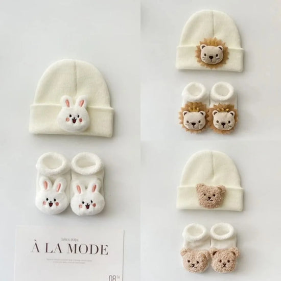 Conjunto Gorro e Meias em Malha com Animais — Bebé 0-12M